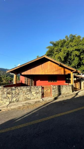 Casa Paiol Grande - Vista das montanhas e pedras